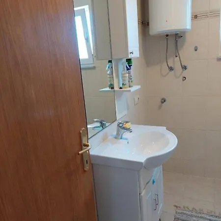 Vucemil Apartment